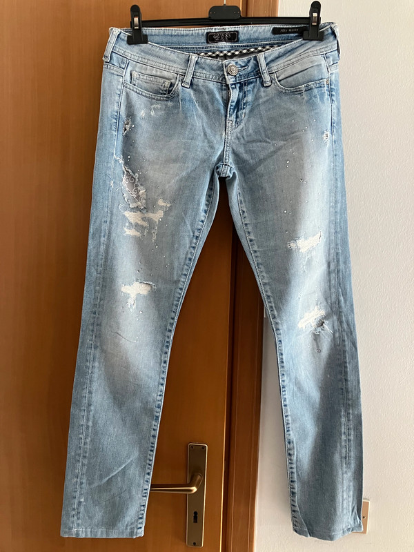 Guess - W28 - Jeans con strappi in cotone elasticizzato Foxy Skinny